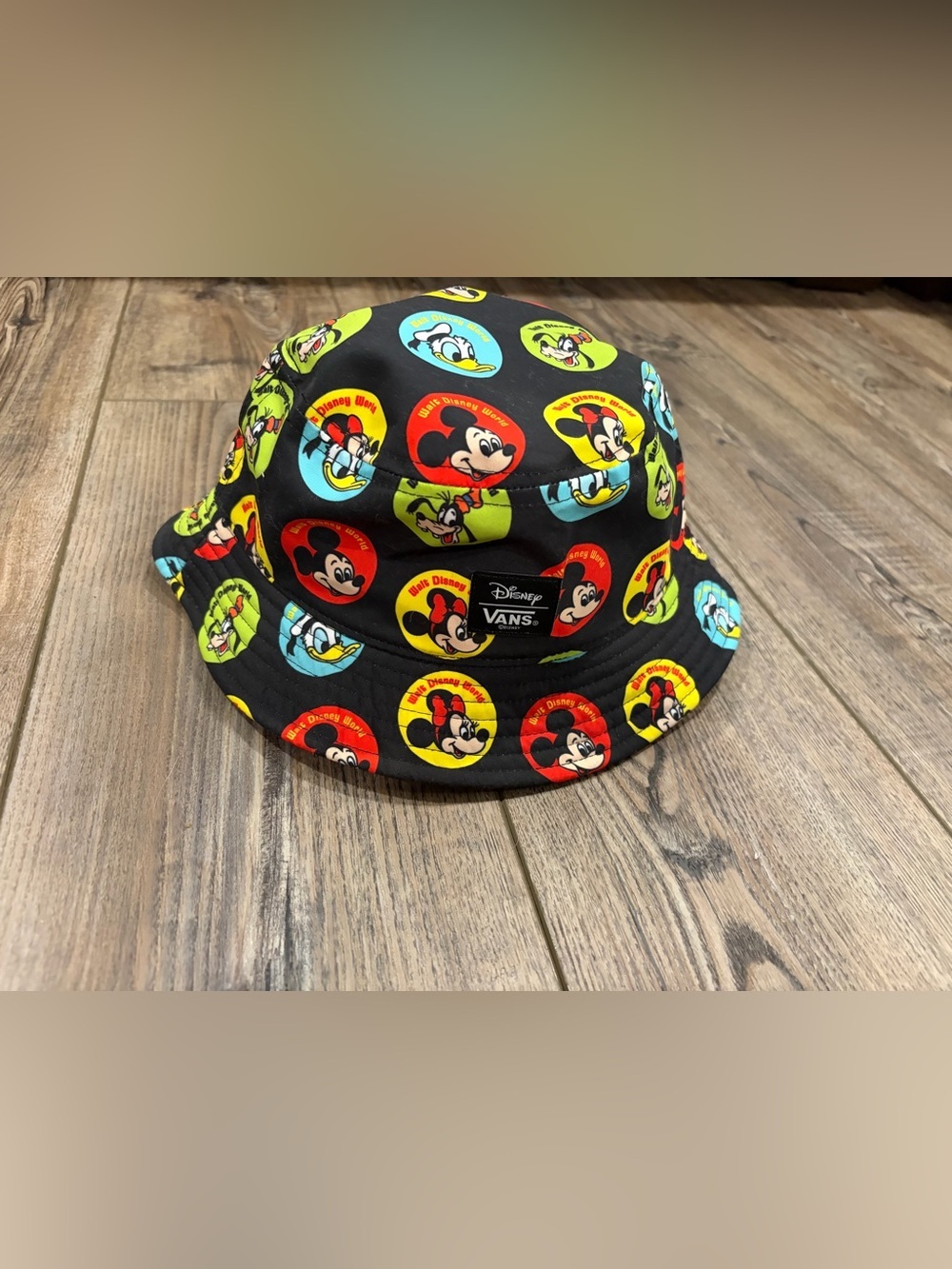 Disney x Vans Walt Disney World Mickey & Friends Bucket Hat OS